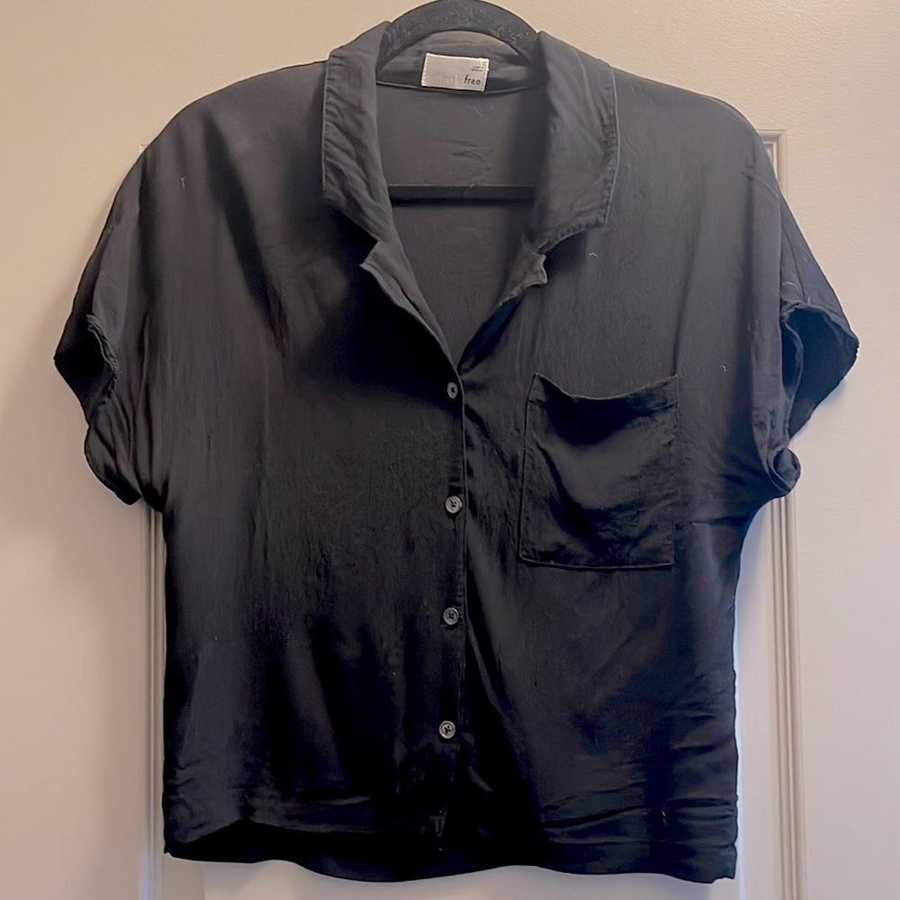 Wilfred Free Button Up Crop